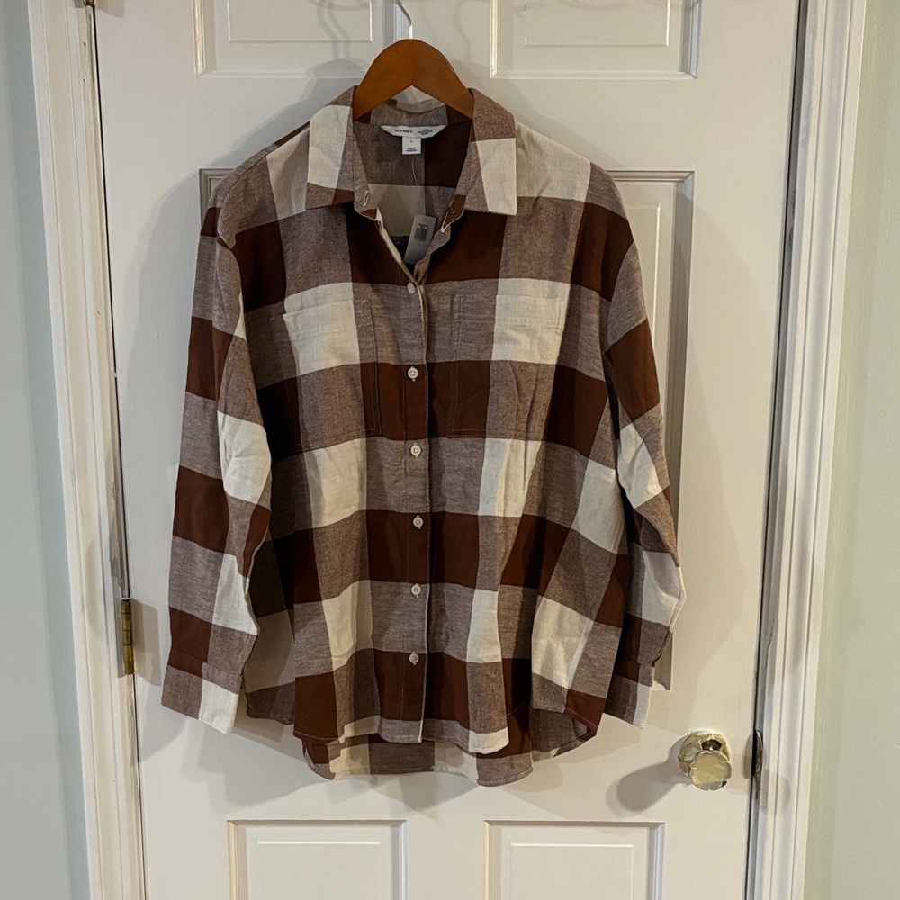 NWT!! Old Navy Brown and White Plaid Shirt